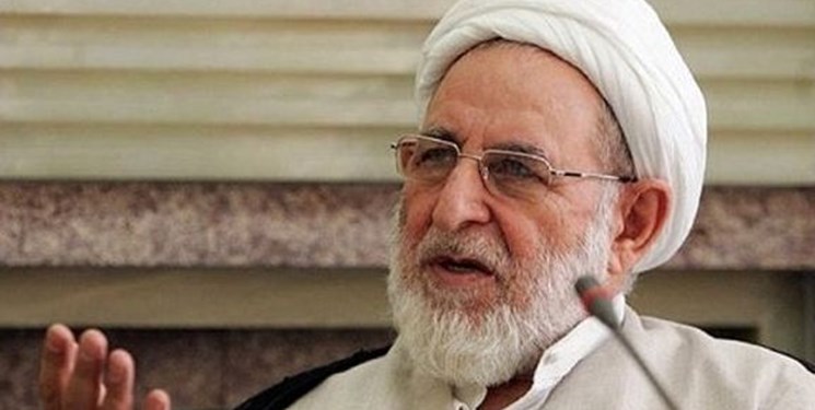 آیتالله یزدی: شرعاً موظف به رعایت دستورالعملهای بهداشتی هستیم/ زنده نگه داشتن یاد امام حسین(ع) تعطیلبردار نیست