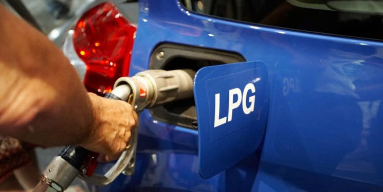 عددسازی ناشیانه درباره اتوگاز/ وزارت نفت LPG را میسوزاند ولی به خودروها نمیدهد