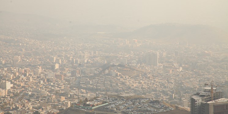 آلودگی هوا در مرداد امسال ۱۱ روز بالاتر از حد مجاز بود