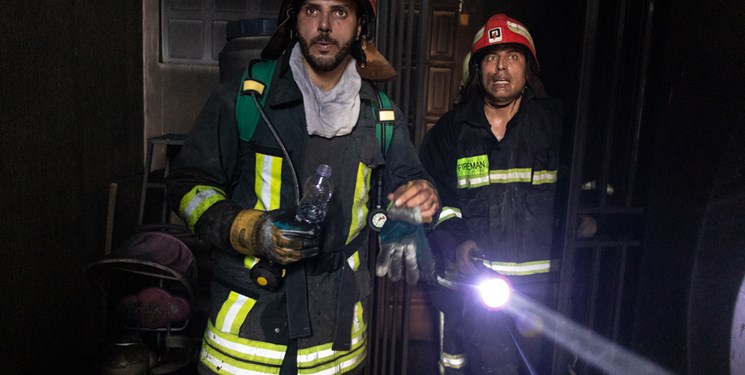 آتش سوزی در بازار تهران مهار شد