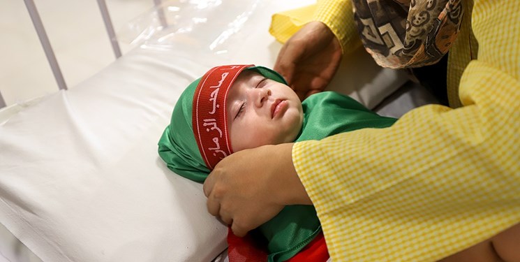 هدیه علیاصغر(ع) برای کودکان مبتلابهکرونا/ قهر بودم اما به خاطر علیاصغر(ع) آشتی میکنم