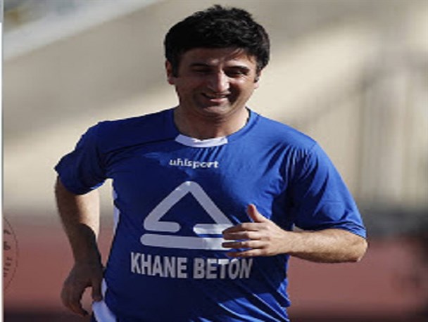 اختر: مدیریت از فرهاد مجیدی حمایت کند/ دربی بازی لحظه‌هاست