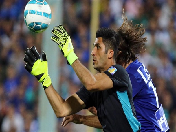 درخواست فسخ قرارداد مظاهری باطل شد/ رشید باید در تراکتور بماند