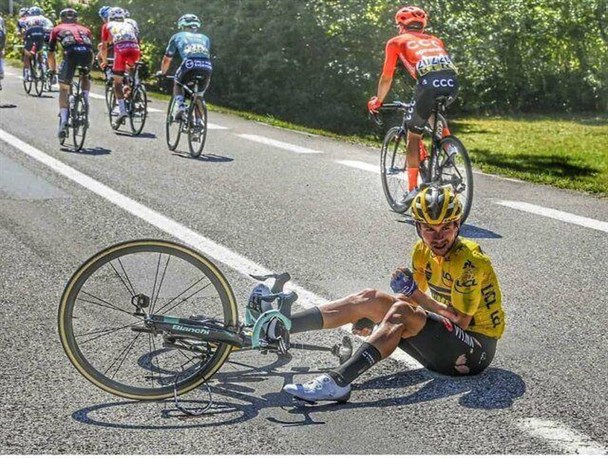 اتحادیه جهانی دوچرخه سواری از برگزارکنندگان مسابقات انتقاد کرد