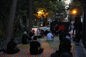 روضه‌خوانی مطیعی در کوچه‌های تهران +تصاویر