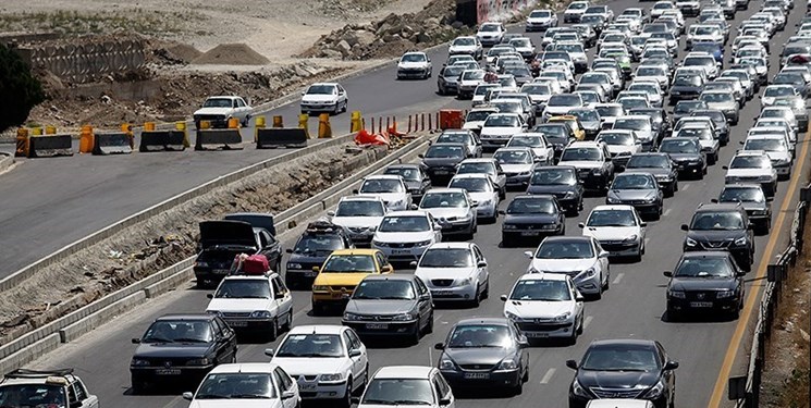 محدودیت ترافیکی پایان هفته در جاده های شمال/ ترافیک سنگین در آزادراه های قزوین-کرج و ساوه-تهران