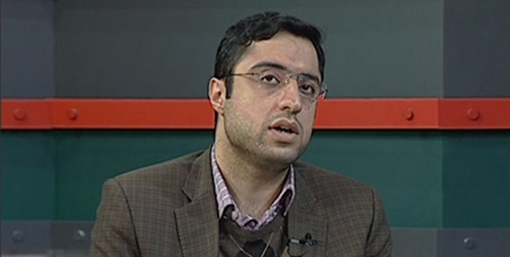 دولت باید نقدینگی واردشده به بورس را کنترل میکرد/ درخواست حمایت از بورس منطق ندارد