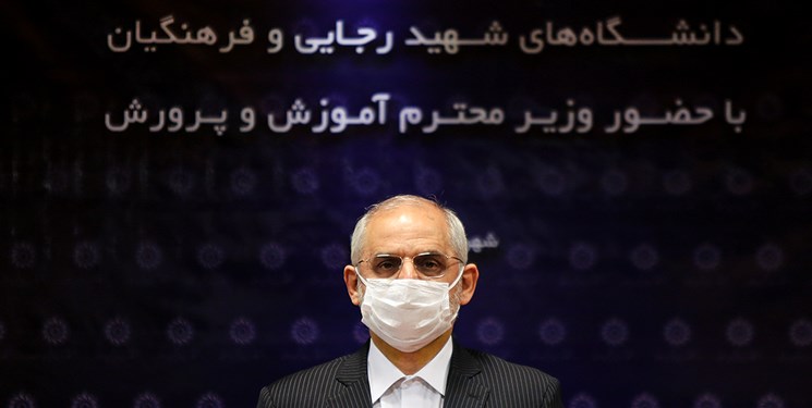 حاجیمیرزایی: گزارشی از ابتلای دانشآموزان به کرونا در مدارس وجود ندارد