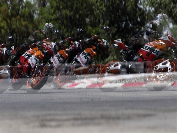 ویراژ در پیست رانت!/ مجوز واردات خاص برای خواص