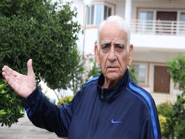 حبیبی: کشاورزی می کنم و 7 ماه است که حتی موبایل هم دستم نگرفته‌ام