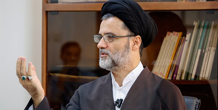 نبویان: مصوبه مجلس برای کاهش تعهدات برجامی است نه خروج از آن