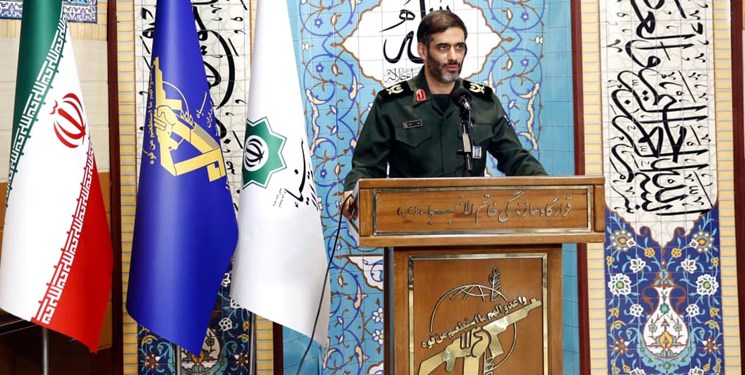 انتقام خون شهید فخریزاده را می گیریم و راه او را در بومیسازی علم و فناوری ادامه میدهیم