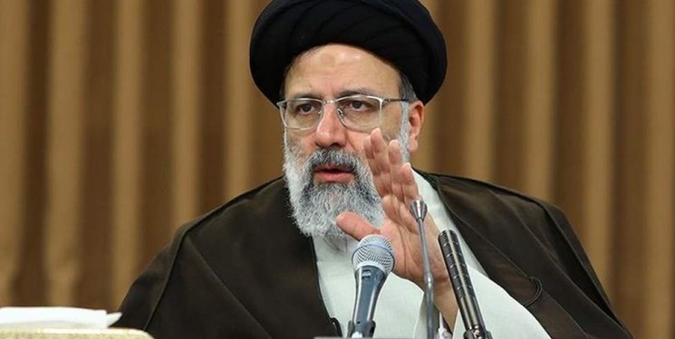 درخواست از آیت‌الله رئیسی برای بررسی اقدامات «ملک‌زاده» در وزارت بهداشت