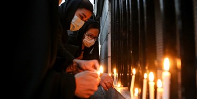 دانشجویان ایرانی با روشن کردن شمع یاد شهدای حمله تروریستی کابل را گرامی داشتند