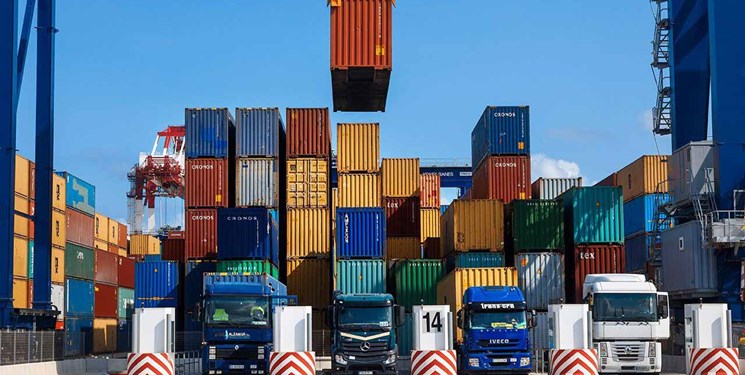 هیچ وارداتی بدون انتقال ارز نیست/ واردات بدون انتقال ارز راهی برای پولشویی قاچاق