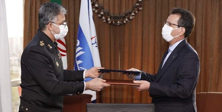 امضا تفاهمنامه همکاری راهآهن و صا ایران/استفاده صنعت ریلی از توانمندی صنایع وزارت دفاع