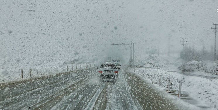 هشدار کولاک برف و احتمال لغو پروازها در 3 استان/آسمان برفی و بارانیِ کشور در 5 روز آینده