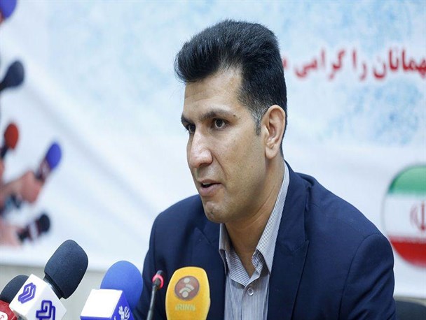 سفر پاکدل به اصفهان/ بازدید از اردوی تیم جوانان و جلسه با مدیرعامل سپاهان در برنامه رییس هندبال