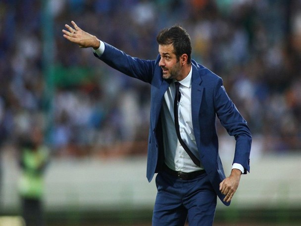 استراماچونی: به خاطر استقلال مجبور شدم تا اکانت اینستاگرام بسازم/ با کادر مدیریت آبی ها دچار مشکل شدیم