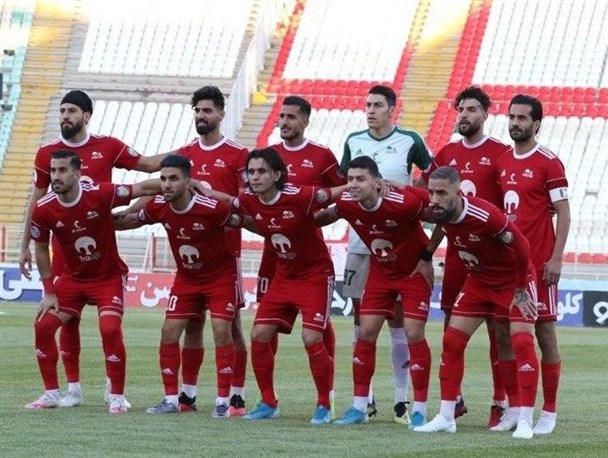 علیپور: در فوتبال ایران مهاجم شش‌دانگ نداریم/ معاوضه بازیکن با هیچ تیمی نخواهیم داشت