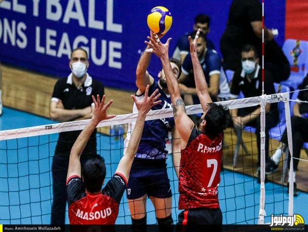 لیگ برتر والیبال| شکست نارنجی صدرنشین!/ شهرداری ارومیه جای سپاهان را در رتبه دوم گرفت