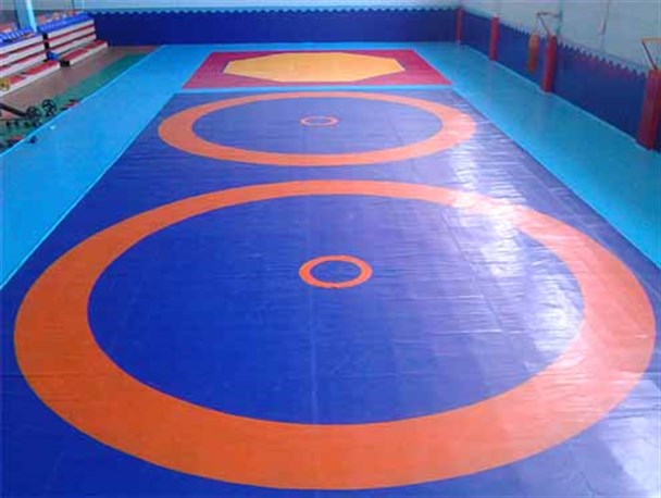 آزاد و فرنگی کاران تست کرونا دادند