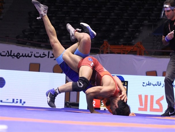 از حضور کشتی‌گیران فاقد کارت ملی کشتی ممانعت به عمل می‌آید