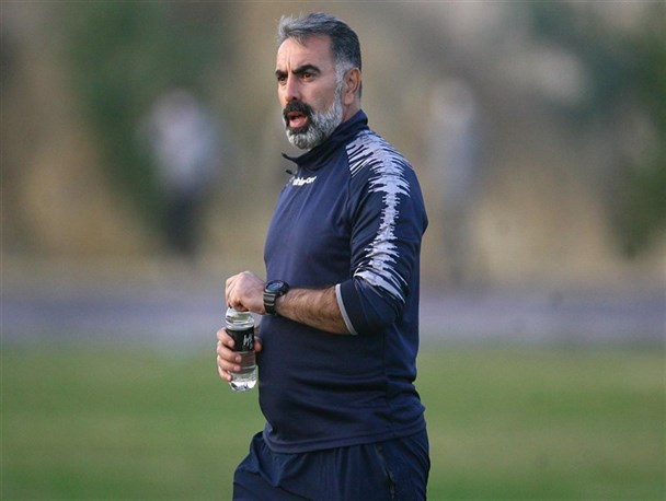 فکری: برای استقلال هیچ بازی آسان نیست/ داوران همیشه مظلوم هستند