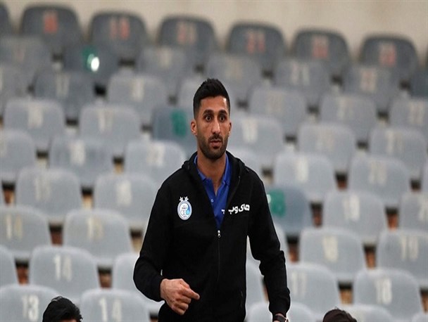 ثبت قرارداد مظاهری با استقلال/ رشید رسما به لیست آبی‌ها اضافه شد