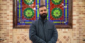 رضا هلالی با هدایای تولدش ۳۰ زندانی را آزاد کرد