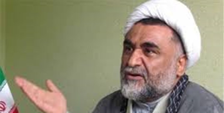 مردم و وحدت؛ نسخه‌ نافذ رفع مشکلات و عامل عزت و امنیت