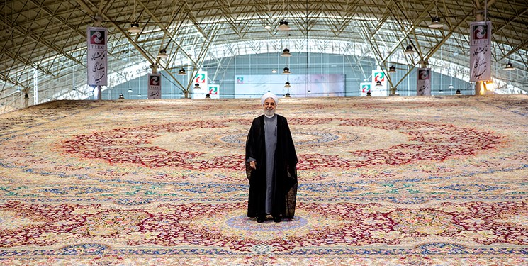 چند پرسش ساده درباره «دلار روحانی»/ این بار کسی از محاسبات رئیس دولت حمایت می‌کند؟