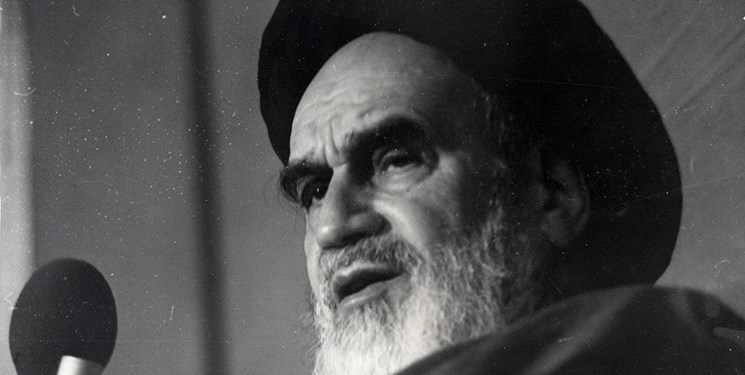 ایستادگی در جنگ روایتها و نقش مسئولان حفظ و نشر آثار امام(ره)