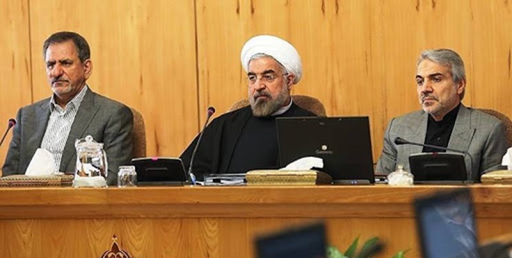 دولت روحانی مهمترین خط قرمزش را زیر پا گذاشت/ جبران کسری بودجه سال 98 با چاپ پول+ویدئو