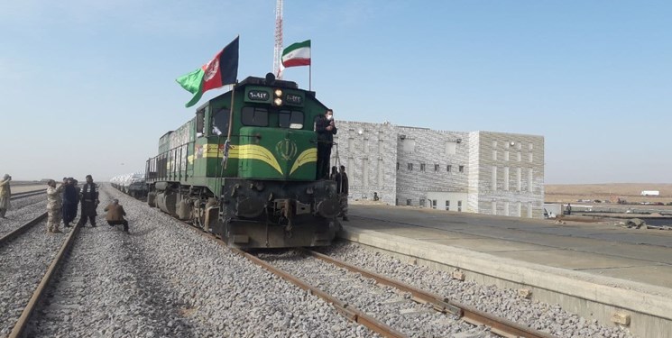 راه اندازی قطار خواف - روزنک بین ایران و افغانستان/سالانه 6 میلیون تن بار و یک میلیون نفر مسافر جابجا می شود