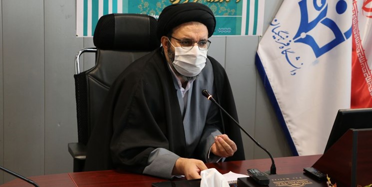 حوزه و دانشگاه هر زمان بتوانند موانع کشور را به فرصت تبدیل کنند؛ موفق شدهاند