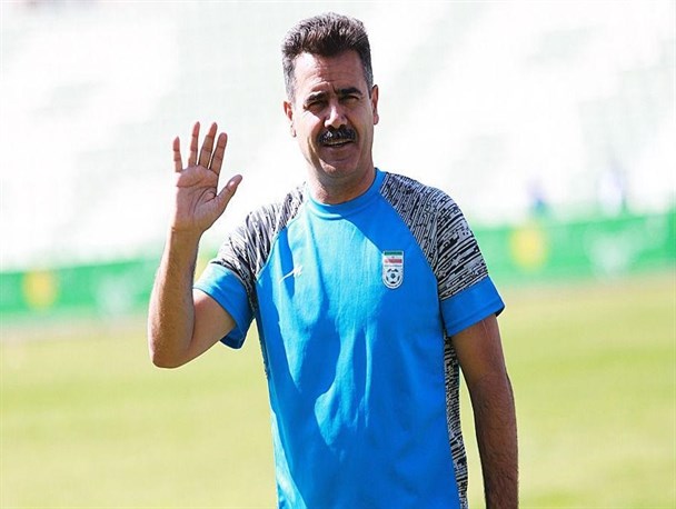 پورموسوی: امیدوارم مقابل استقلال هم سربلند باشیم/ داور با زواره‌ای 18 ساله خیلی سخت گیرانه رفتار کرد