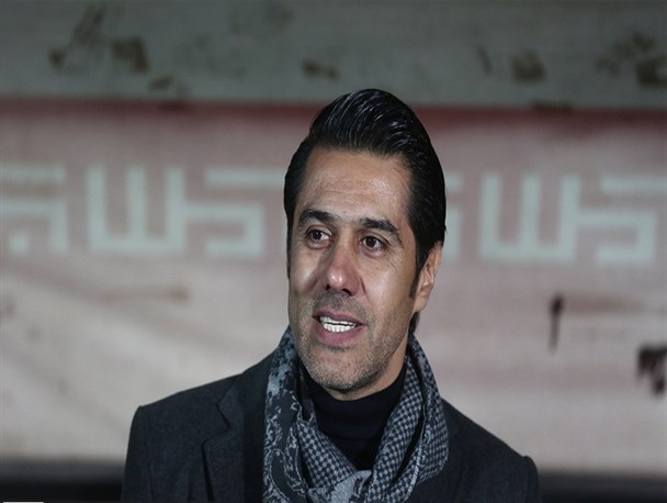 پیروانی: از جای خود بلند شوید، بعد بگویید پرسپولیس!/ افرادی که سواد VAR ندارند درباره شکست پرسپولیس صحبت می‌کنند