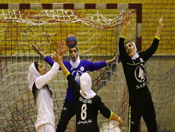 لیگ برتر هندبال بانوان| پایان مسابقات گروهی با صدرنشینی سپاهان و شاملی/  گروه‌بندی دور سوم مشخص شد