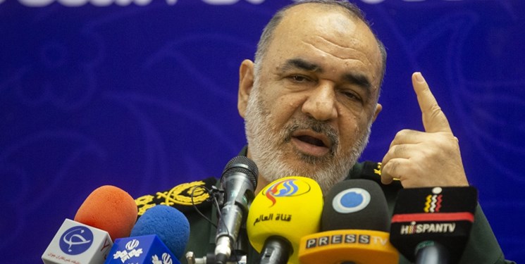 فرمانده کل سپاه: آماده گرفتن انتقام خون سردار سلیمانی و شهدای مقاومت هستیم