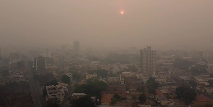 تشدید آلودگی هوا در تهران/ مرز آلودگی از قرمز فراتر رفت