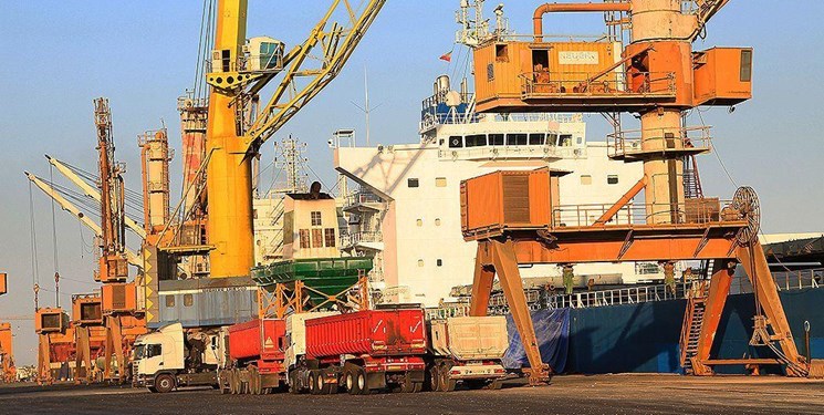 حمایت از ساخت شناورهای جدید تولید داخل/ ۴ میلیون تن کالای اساسی در بنادر تجاری کشور