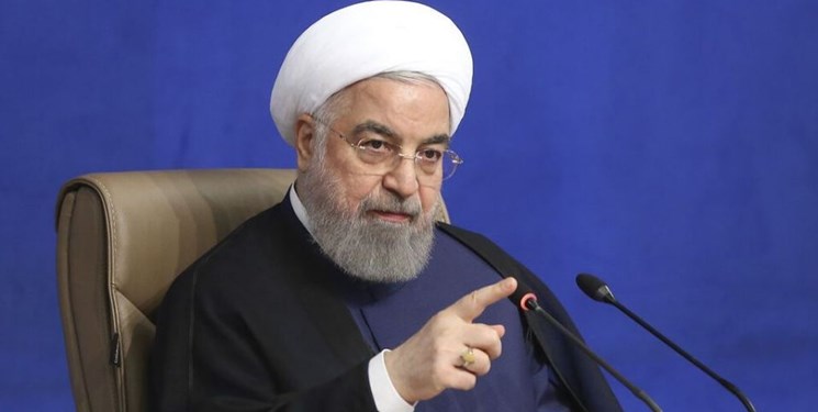 روحانی: تخطی دستگاه‌ها و مقام‌ها از دستورالعمل‌های بهداشتی گزارش شود