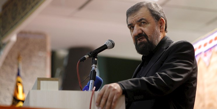 رضایی: در بخشهایی از اداره کشور، نااهلان نفوذ کردهاند