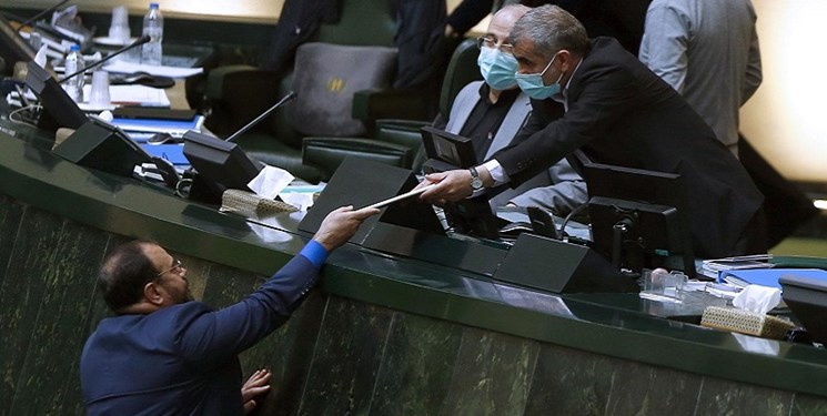 بررسی بودجه در صحن علنی مجلس یک هفته به تأخیر افتاد