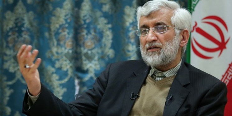 جلیلی: آمریکا با بازگشت بدون هزینه به برجام 1500 تحریم را روی میز ایران می‌گذارد
