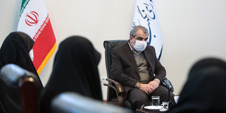 دیدار جمعی از دانشجویان دختر بسیجی با سخنگوی شورای نگهبان + عکس