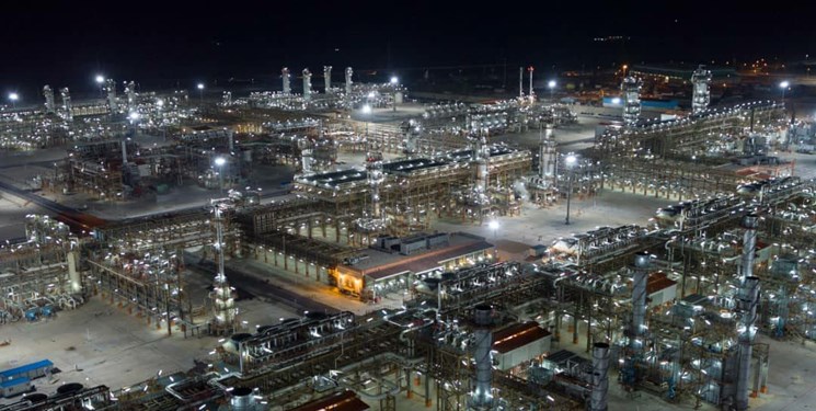 درآمد 700 میلیون دلاری پالایشگاه بیدبلند خلیج فارس/ آغاز پروژه جمع‌آوری گازهای مشعل