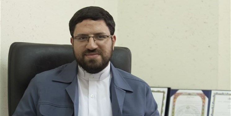 بزرگان با قرار گرفتن در جایگاه مشاور امکان ورود جوانان به چرخه مدیریت را فراهم کنند