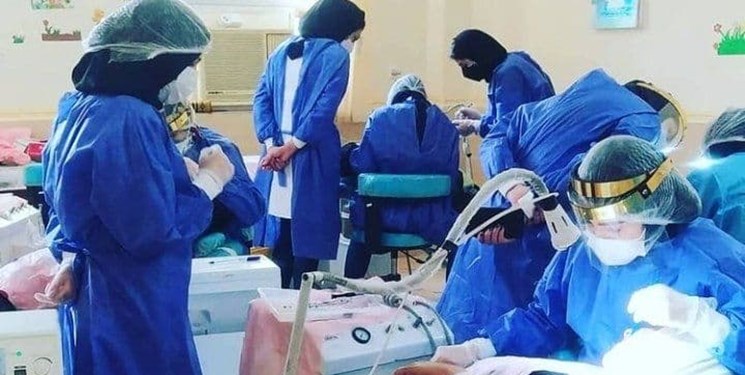 گروهی که برای درمان رایگان بیماران محروم هزاران کیلومتر را طی می‌کند / درمان 3500 محروم توسط جهادگران